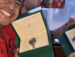 Lolos Putaran ke 4 Kualifikasi Piala Dunia 2026, Prabowo Beri Hadiah Jam Rolex ke Pemain Timnas Indonesia