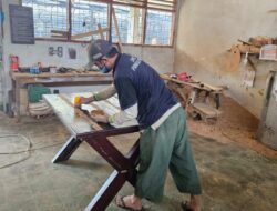 Yumin Kafe Kembali Pesan Meja Makan Karya Warga Binaan Lapas Pangkalpinang